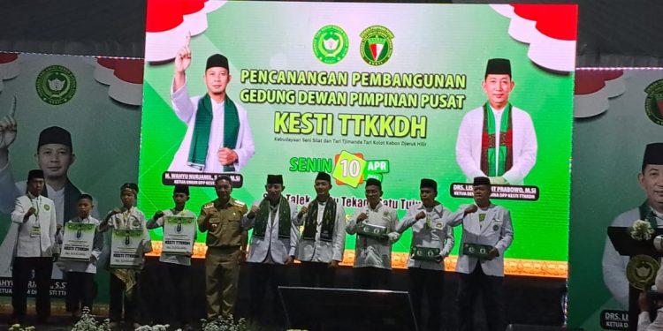 PAGURON JALAK BANTEN NUSANTARA DPD KOTA SERANG HADIRI PENCANANGAN PEMBANGUNAN GEDUNG DPP KESTI TTKKDH