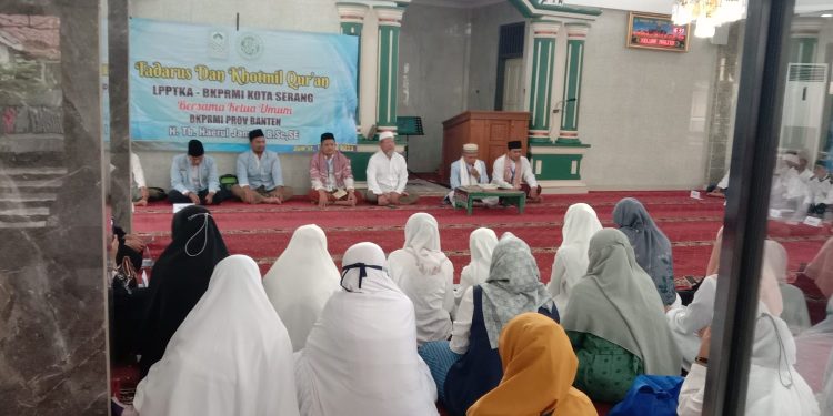 Memprihatinkan ! Honor Ustadz/Ustadzah di Kota Serang Hanya Rp200 Ribu Perbulan