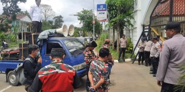 Kejati Banten Digeruduk Ormas LMPI dan GEMAKO Terkait Dugaan Korupsi.