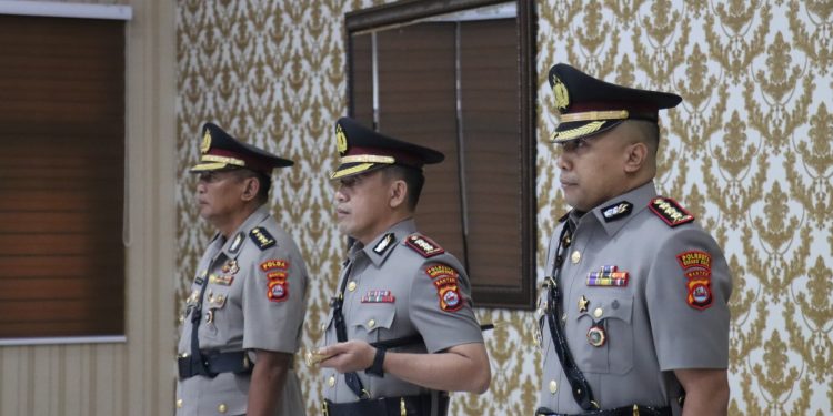 Kapolda Banten Pimpim Sertijab 2 Pejabat Utama Polda Banten