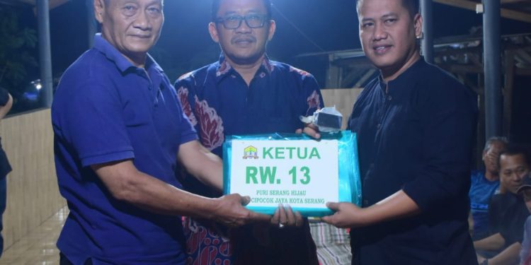 Pemilhan Ketua Rw 13 Puri Serang Hijau dilaksanakan Secara Aklamasi