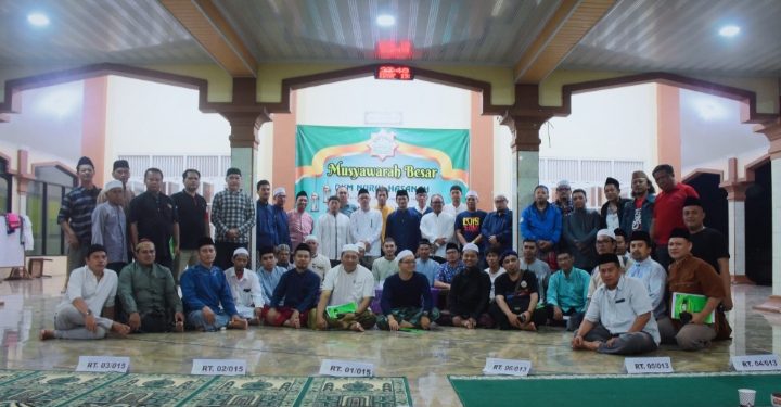Pemilihan Ketua DKM Masjid Nurul Hasanah Puri Serang Hijau Berjalan Khidmat dan Demokratis