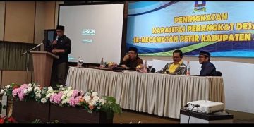 Perangkat Desa se-Kecamatan Petir Mengeluh, Camat Tidak Tahu Menahu