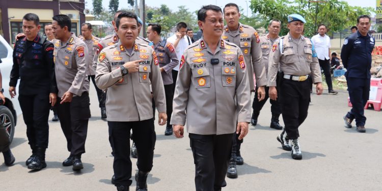 Kapolda Periksa Pelayanan Publik di Mapolres Serang