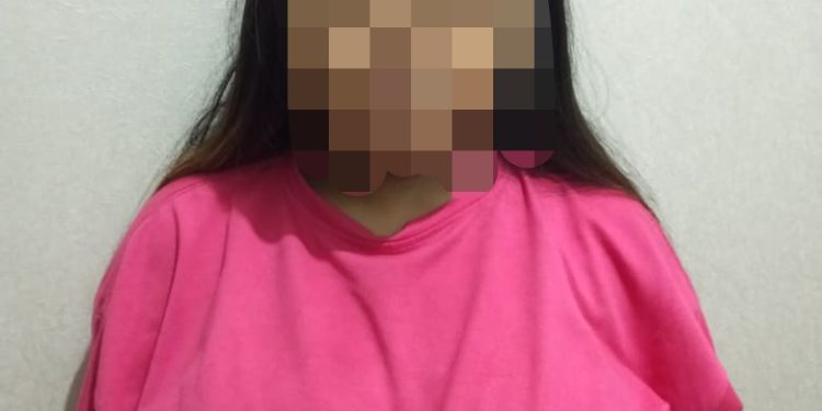 Mrojol Dikamar Mandi, Bayi hasil Hubungan Gelap Dibuang di Selokan