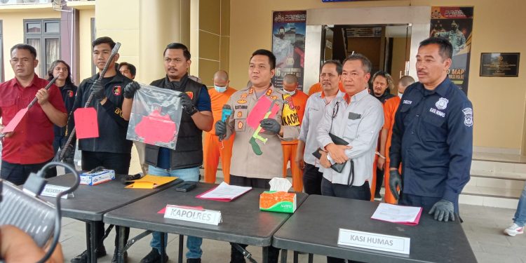 Kawanan Spesialis Pencurian Rambu Lalin Jalan Tol Diringkus Tim Satreskrim Polres Serang