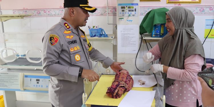 Warga Ciruas Dihebohkan Dengan Penemuan Bayi Berjenis Kelamin Laki-Laki Dalam Kantong Kresek