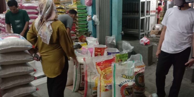 Harga Beras di Sejumlah Pedagang di Kabupaten Serang Mulai Mengalami Penurunan.