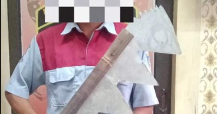 2 Remaja Dicokok Polisi Bawa Samurai dan Golok Sisir