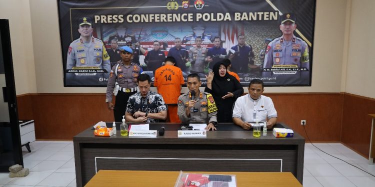 Polda Banten Ringkus 2 Pelaku Pembunuh Badak Bercula Satu