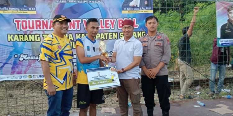 Kibin Juara 1 Tournament Volleyball Karang Taruna Kabupaten Serang 2024