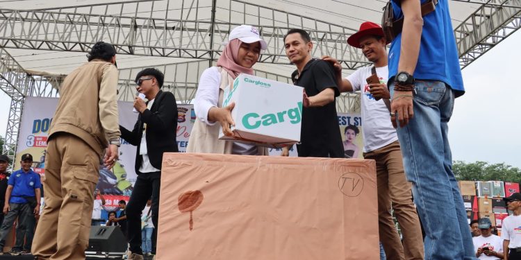 Jawab Nama Lengkap Kapolres Serang, Karyawati Dihadiahi TV 42 inc