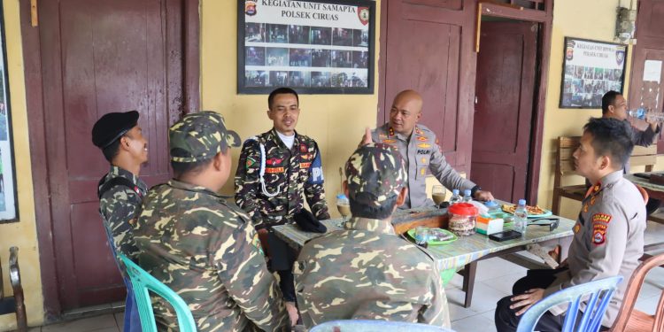 Cek Kesiapsiagaan Personil Pada Libur Panjang, Kapolres Kunjungi Polsek Jajaran