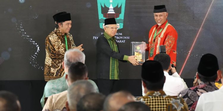 Provinsi Banten Pusat Peningkatan Ekonomi dan Keuangan Syariah