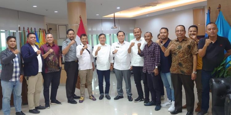 Bertemu Forum Alumni, Rektor Siap Fasilitasi Mubes IKA Untirta