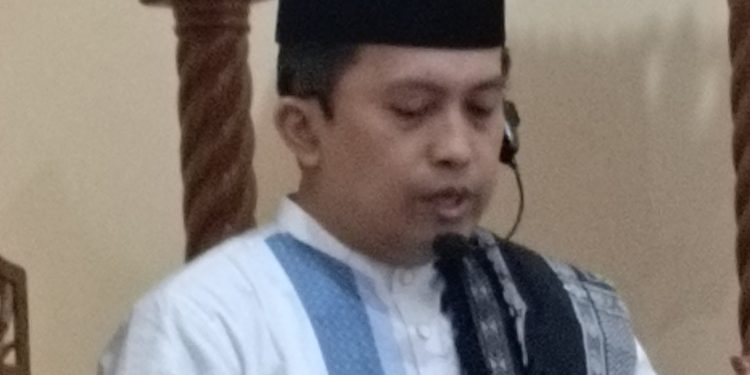 Dewan Kemakmuran Masjid (DKM) Nurul Hasanah Puri Serang Hijau Menggelar Sholat I’edul Adha dan Sembelih Hewan Qurban.H. Uus M Husaeni, Lc, MPd. I:”Haji dan Qurban Merupakan Barometer Keimanan”