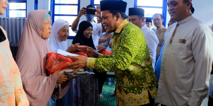 Salurkan 200 Paket Santunan Yatim, Pj : Semoga Bermanfaat dan Mari Sambut Lebaran Dengan Suka Cita