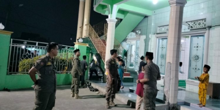 Puluhan Personel Satpol PP Amankan Takbiran dan Shalat Iduladha