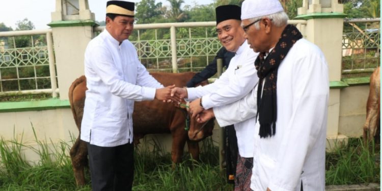 Sekda: Iduladha Wujud Kebersamaan, Kesetiakawanan, dan Saling Tolong
