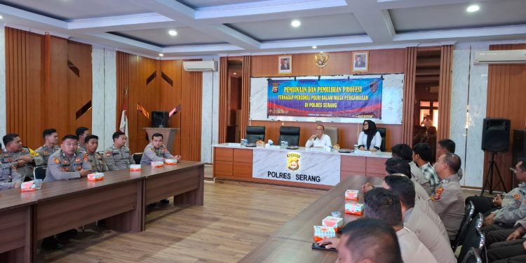 Personil Polres Serang Ikuti Sosialisasi Pembinaan Etika Profesi Polri