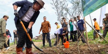 Al Muktabar Ajak Masyarakat Bersama Menjaga Lingkungan