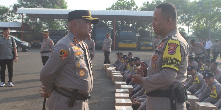 Kapolres Serang Distribusikan Bantuan Sosial Kapolda Banten Untuk Bhabinkamtibmas