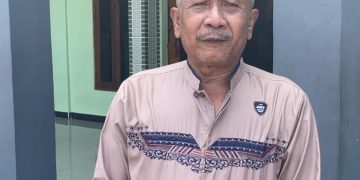 Terima Sertipikat Wakaf, Warga Tanjung Hulu, Pontianak Timur Tak Lagi Khawatir Kehilangan Masjid