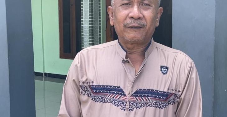 Terima Sertipikat Wakaf, Warga Tanjung Hulu, Pontianak Timur Tak Lagi Khawatir Kehilangan Masjid