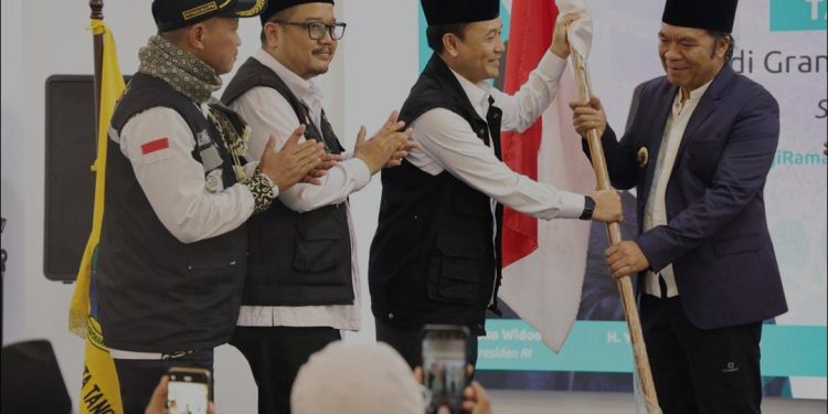 Pj Gubernur Banten Sambut Kedatangan Jamaah Haji Provinsi Banten Kloter 02