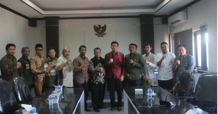 Forum RT/RW Minta Tambahan USB, Asda I Kota Serang: “Meski ada Swasta Masyarakat Masih Percaya ke Sekolah Negri”