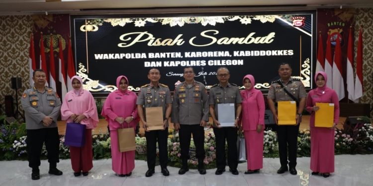 Penuh Keakraban, Polda Banten Laksanakan Pisah Sambut Wakapolda Banten dan Pejabat Utama Serta Kapolres