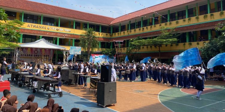 Penampilan Gebyar Ekskul Marching Band Bahana Qu 2024