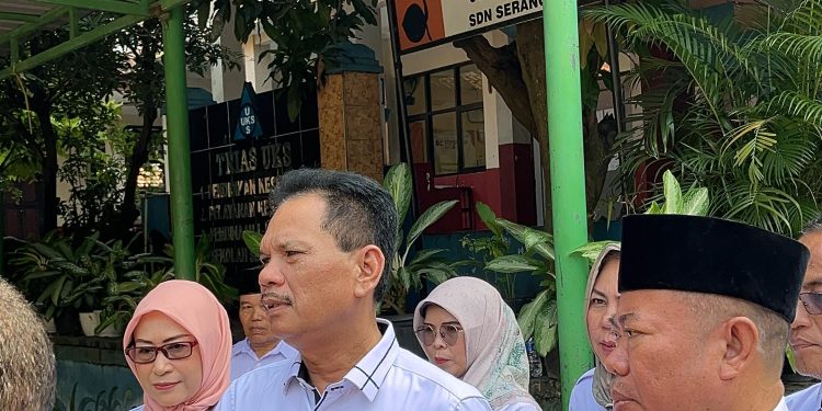 Sekda Kota Serang Monitoring PPDB Ke Sekolah-Sekolah SD dan SMP di Kota Serang