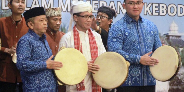 Andika Hazrumy Buka Raker Paguyuban Pasundan Banten Ke-2