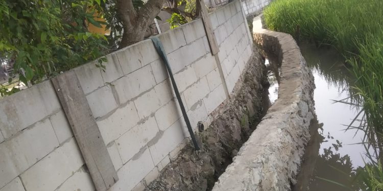 DIDUGA PROYEK IRIGASI TANPA PAPAN NAMA(PIP)