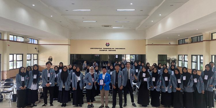 Tantangan Sosial Kontemporer: Ahmad Jayani dan Semangat Kepemimpinan di PLKM 2024