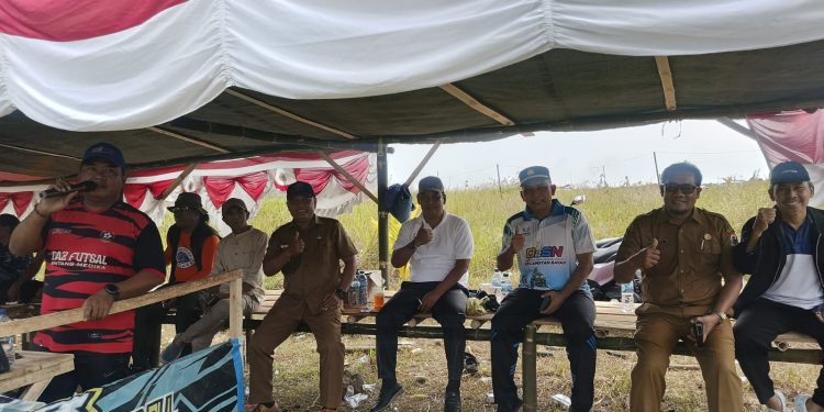 Pastikan Berjalan Aman, Kapolsek Bayah Polres Lebak Hadiri Pembukaan Turnamen Sepak Bola Dalam Rangka HUT RI Ke 79 PHBN Kecamatan Bayah