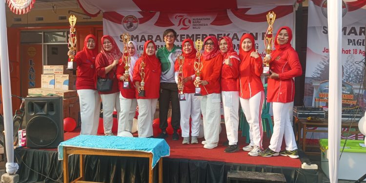 Warga Griya Permata Asri Peringati HUT RI Ke-79 Dengan Jalan Sehat