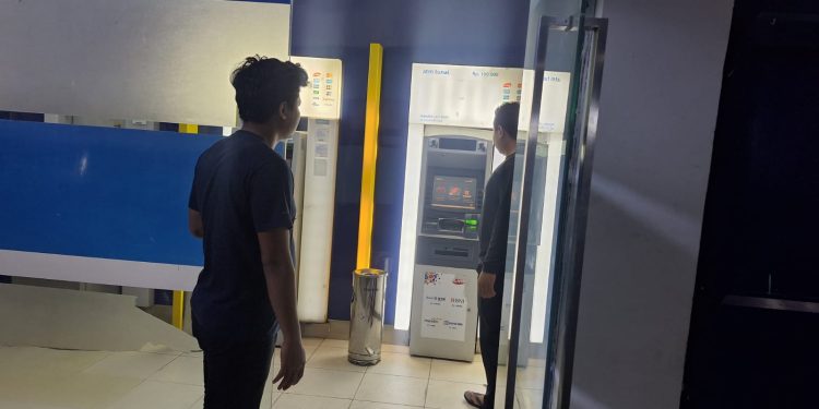 Rawan Dijadikan Aksi Kejahatan, Personil Satreskrim Periksa Mesin ATM