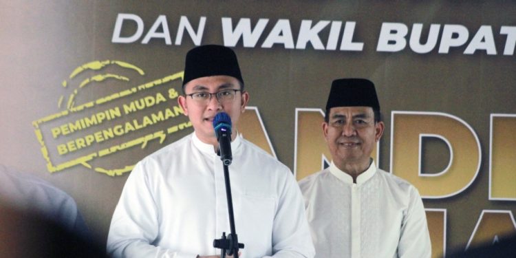 Lanjutkan Sosialisasi, Andika Hazrumy Kenalkan Nanang Sebagai Pendampingnya