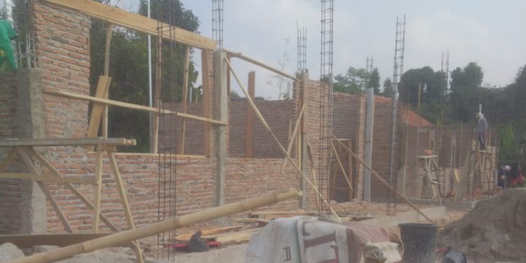 Akibat Kurangnya Pengawasan: Pembangunan Ruang Laboratorium SMPN 27 Kota Serang Diduga Dibongkar Ulang