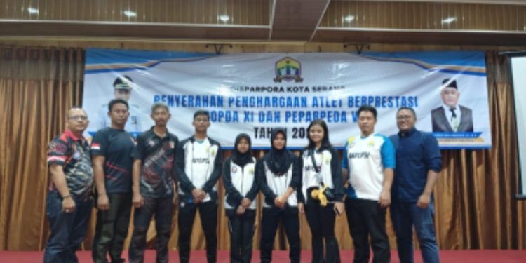 Atlet Menembak Kota Serang Raih Juara POPDA