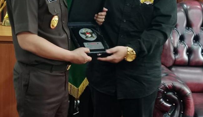 PSKBI Kunjungi Kejati Banten Komitmen : “Menjaga Melestarikan Budaya Banten dan Bantu Kejati Sebagai Kontrol Sosial”