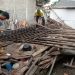 Akibat Cuaca Buruk Rumah Warga Di Kampung Golok Roboh