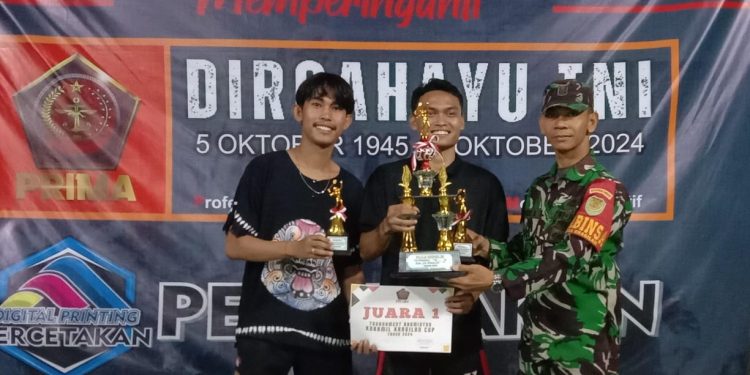Koramil 0602-18/Kragilan Gelar Turnamen Badminton Pererat Kebersamaan TNI Dan Rakyat Di HUT TNI Ke-79