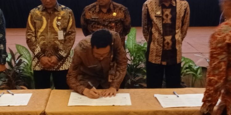 Bapenda Banten Tandatangani PKS Sinergitas Pemungutan Opsen Pajak, Langkah Strategis Meningkatkan Fiskal Daerah