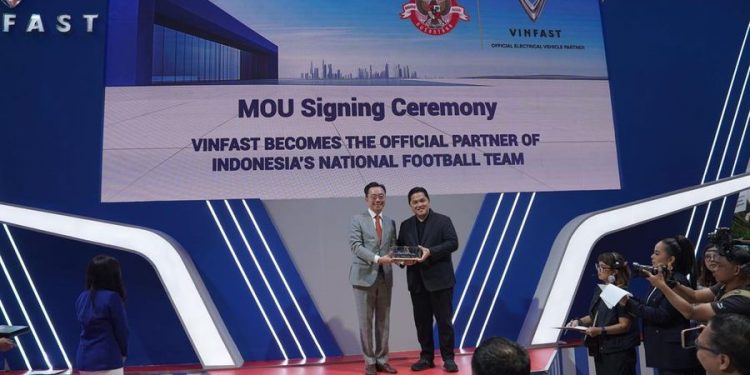 Timnas Sepak Bola Indonesia Resmi Jadi Mitra VinFast