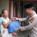 Ramadhan Berbagi, Kapolres Lebak Bagikan Paket Sembako ke Warga Lansia Kp. Citawang