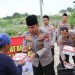 Jum’at Berkah, Kapolres Lebak Bagikan Nasi Kotak ke Para Pemulung di TPS Dengung*