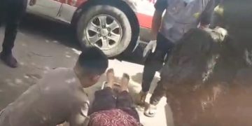 Pengendara motor Ambruk Tiba Tiba Di Kota Serang Saat Di Cek Ternyata Udah Tak Bernyawa